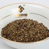 crushed black pepper